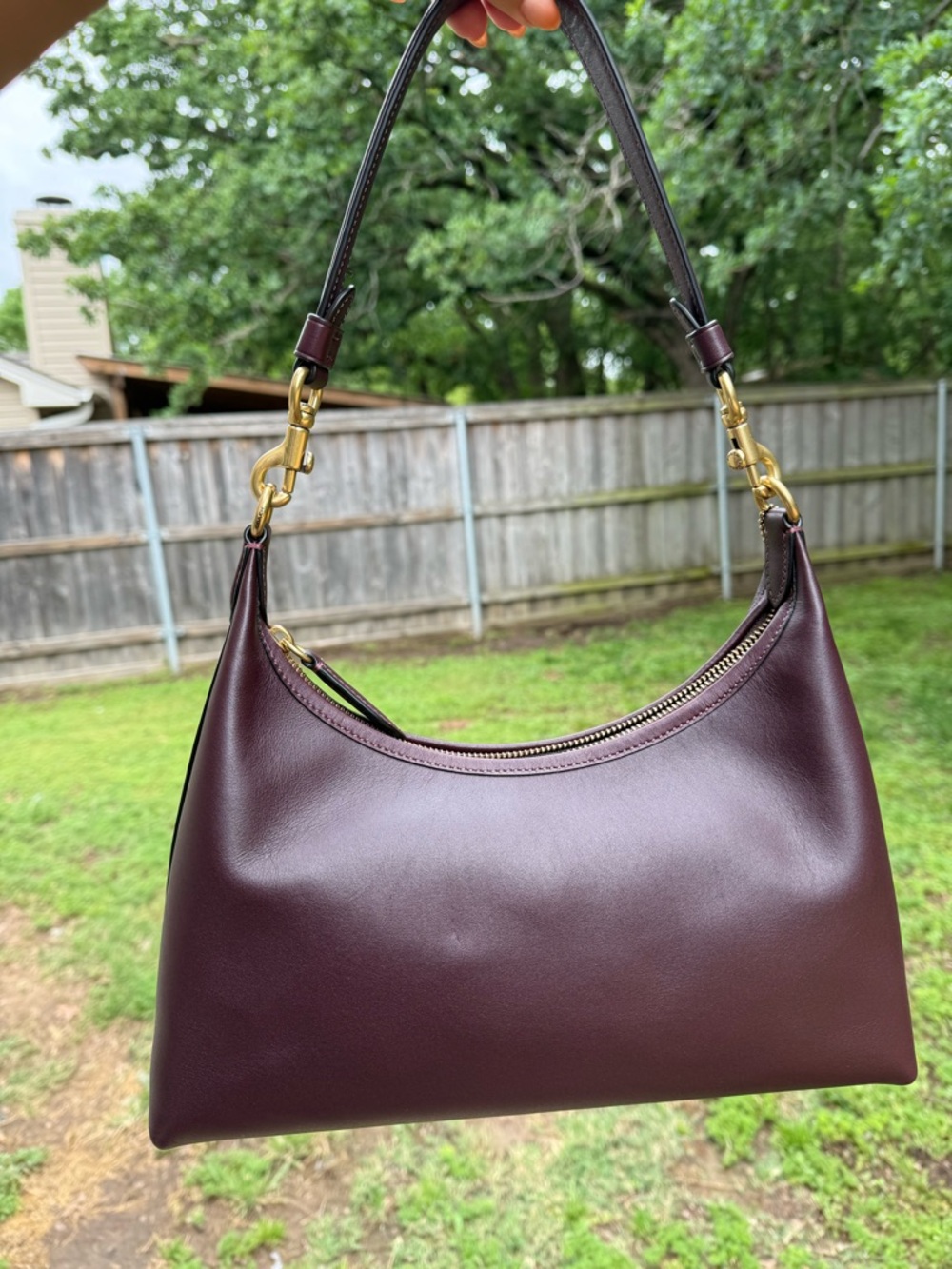 Coach Juliet Shoulder Bag in Black Currant - Picture 2 of 9